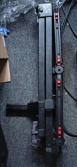 Yakima EXO SwingBase Hitch System Base