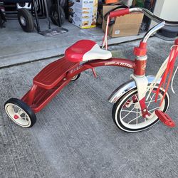 Radio Flyer Classic Dual Deck Tricycle