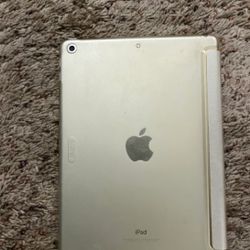 ipad 5th generation with case