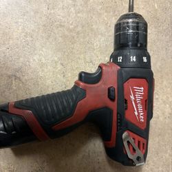 Milwaukee M12 Drill/driver 