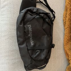 Patagonia Atom Sling Bag 8L - Black