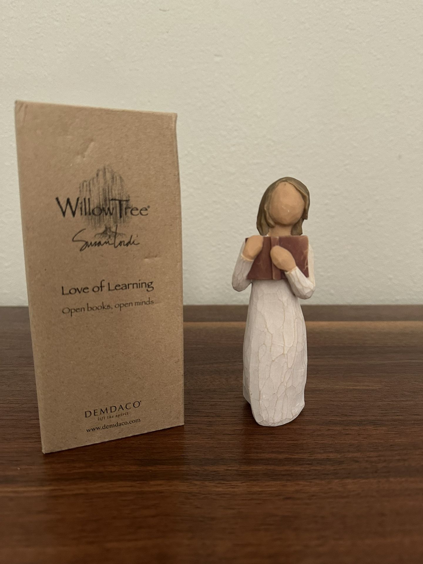 Willow Tree Love Of Learning Figurine