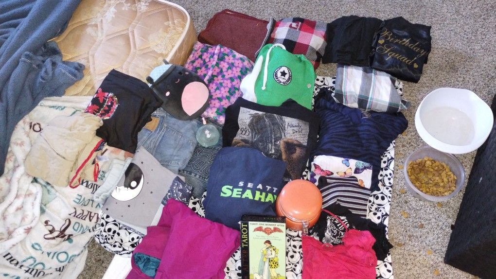 Clothing & Items