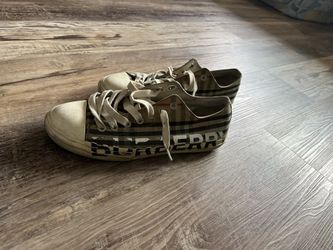 Vintage 2021 Burberry shoes