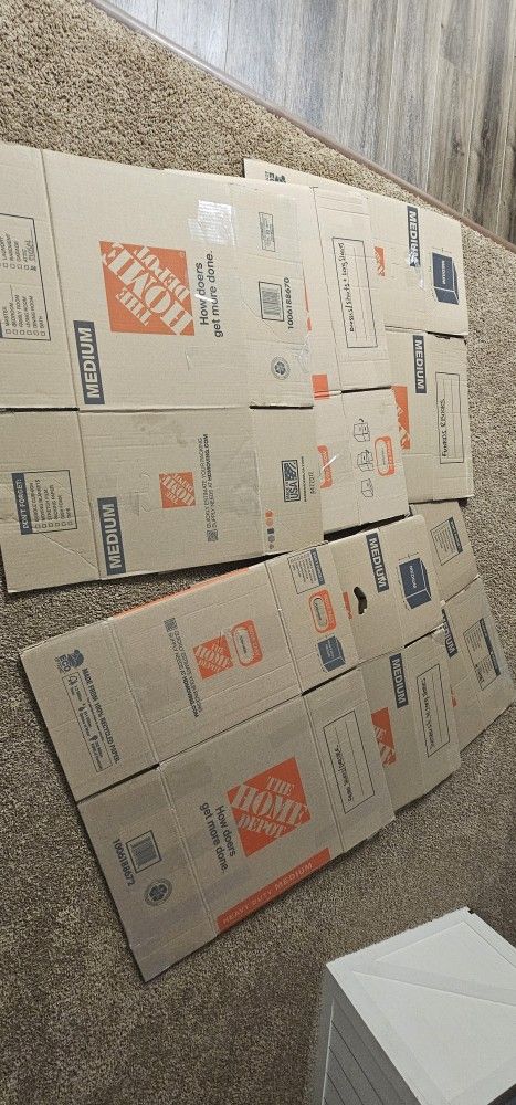 6x Medium Home Depot Boxs