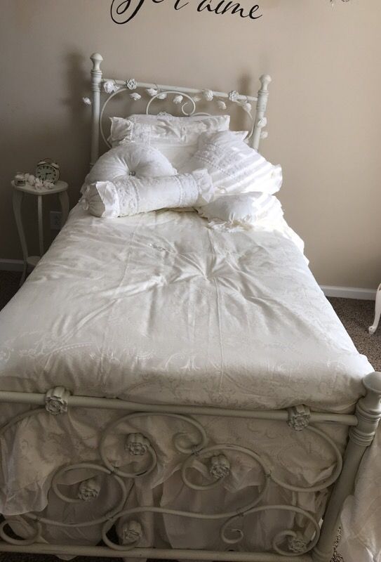 Twin wrought iron bed from pottery barn kids