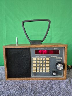 American Electrola DXC-100 AM/FM Shortwave Radio Wood Cabinet w/ Adapter
