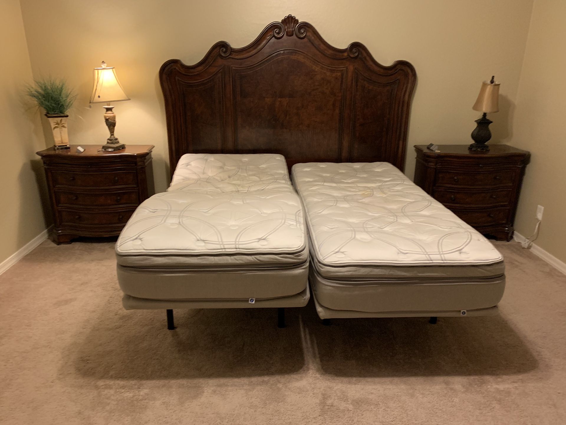 Sleep Number i8 California King split mattress with Flex Fit 2 adjustable base, 1/2 price vs. new