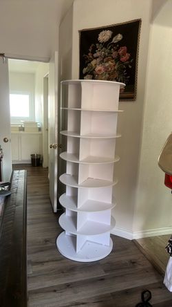 Shoe carousel