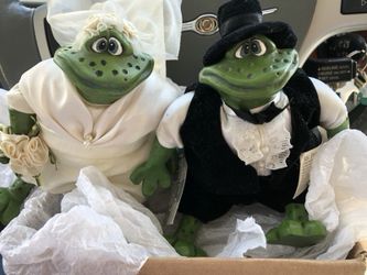 Mr. & Mrs. Pondhopper