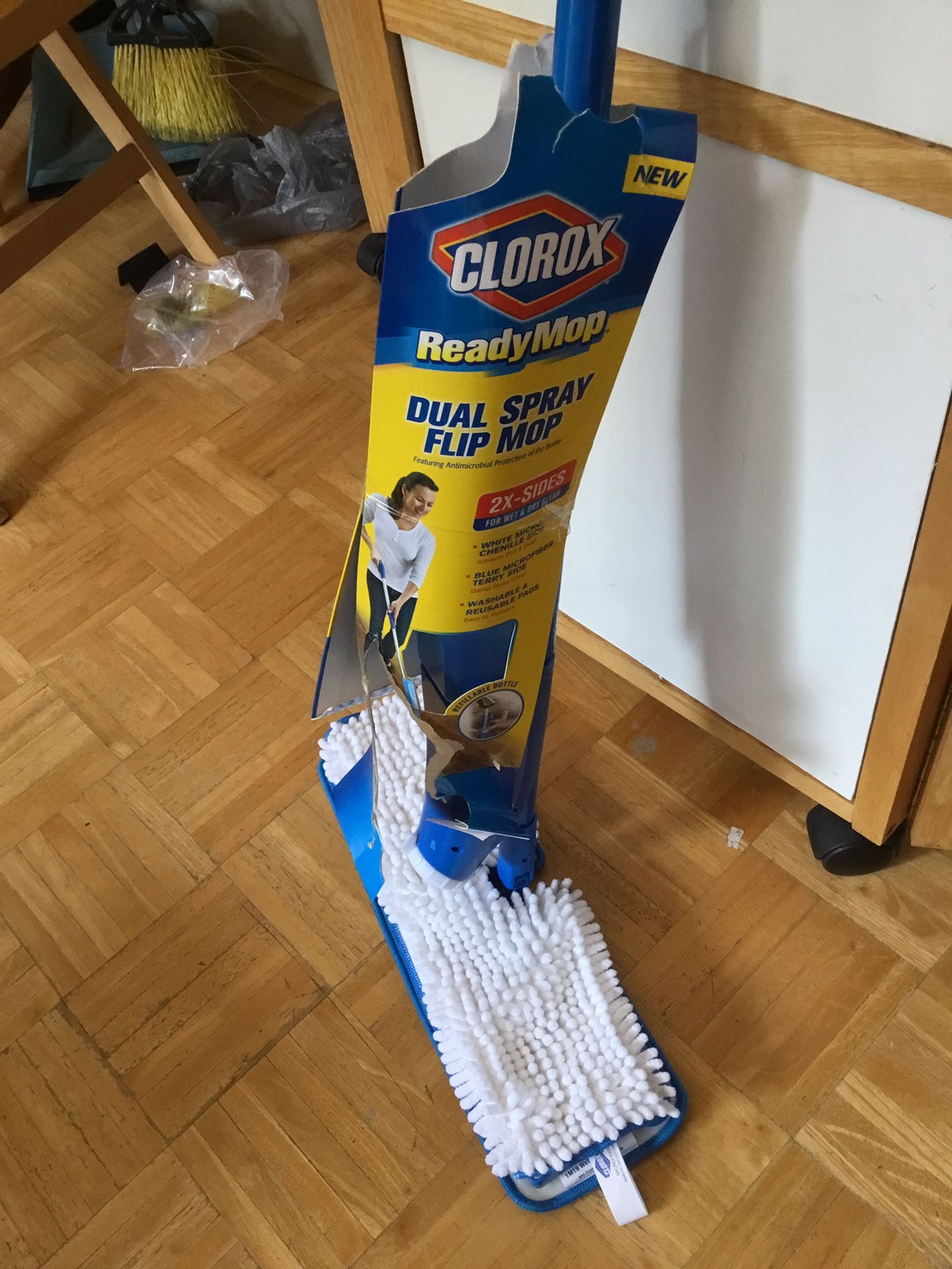 New Clorox Ready Mop Dual Spray Flip Mop
