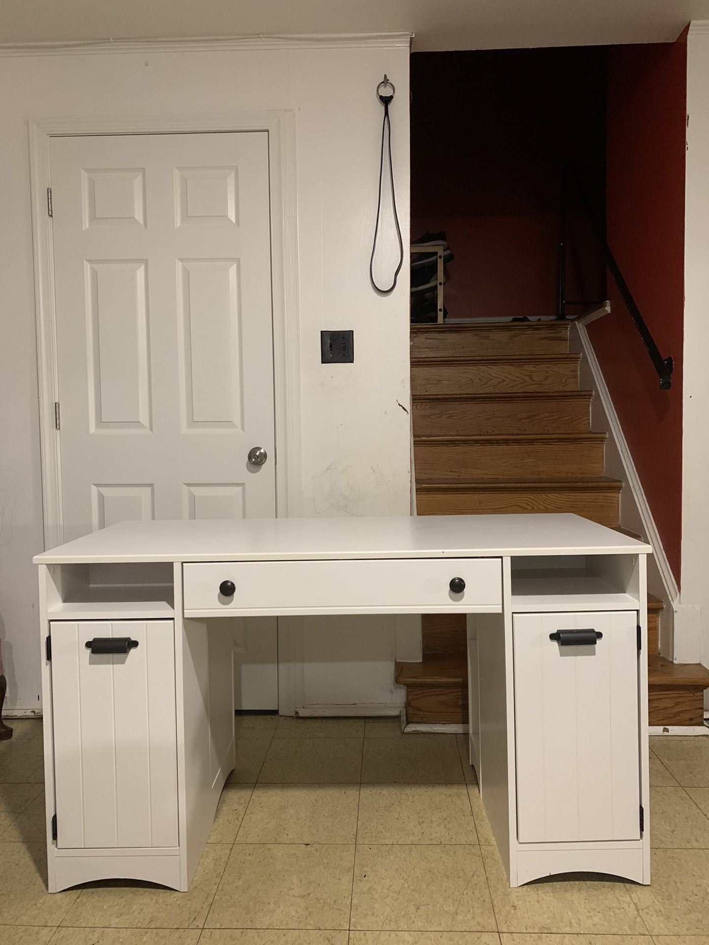Solid wood white computer desk