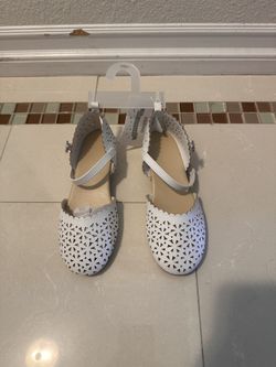 White Shoes (New size 2)