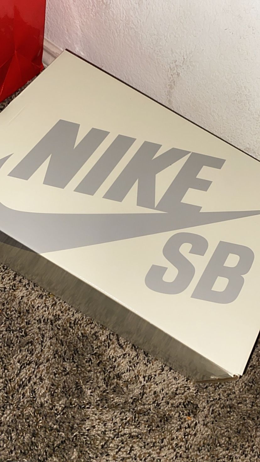 POWERPUFF SB DUNK LOW “BUBBLES”