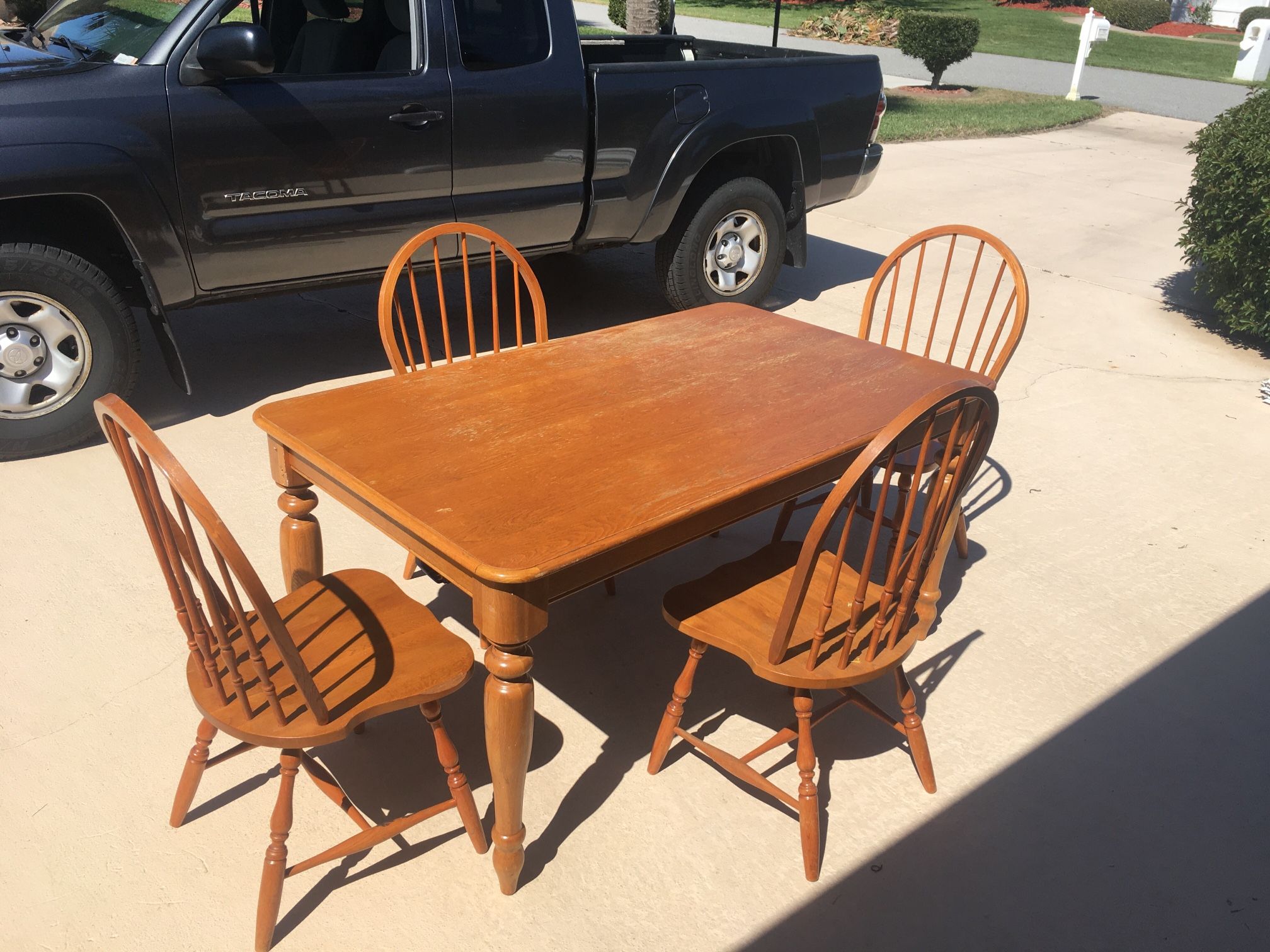 Kitchen Table and Chairs