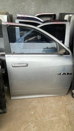 Dodge Ram 1500 front doors for crew or quad cab