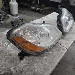 kenwotrh t680 headlights