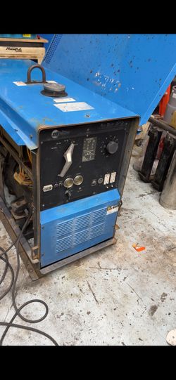 Miller Big Blue Welder Diesel