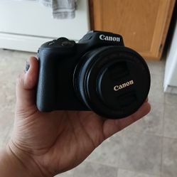 Canon EOS R50 Kit with RF-S 18-45mm f/4.5-6.3 IS STM Lens and RF 50mm f/1.8 STM and SD Card