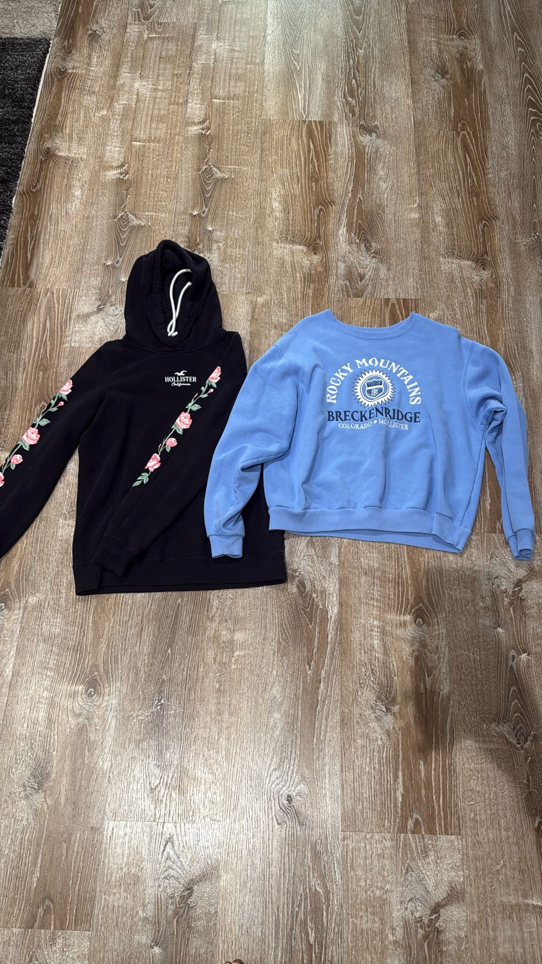 Hollister Medium. Hoodie And Sweater 