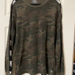 Long sleeve Camo American Eagle Shirt 