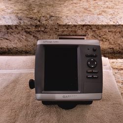 GARMIN GPSMAP 526s SONAR FISHFINDER Marine Color CHARTPLOTTER NMEA2000 GPS with Cover,  Transducer, Mounting Bracket, and Power Harness.