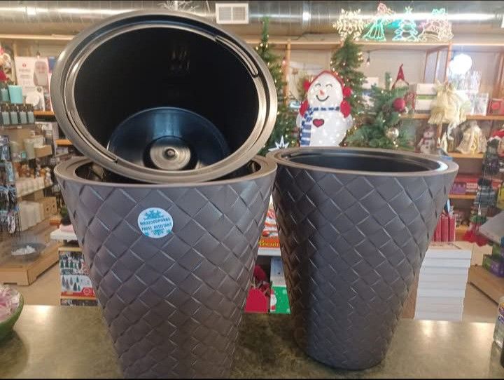 BLOWOUT SALE NOW $15 each. Outdoor Planters With Insert Included Lightweight Weather And Fade Resistant.
