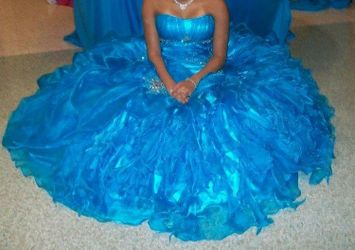 Quinceanera dress size 2