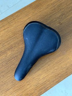 Bicycle saddle schwinn