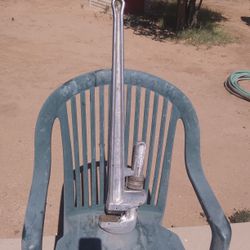 36 inch. Alum. Pipe wrench
