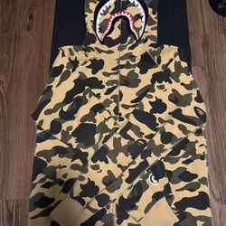 Bape 1st Camo PONR Shark Full Zip Hoodie Yellow, Men's Size L