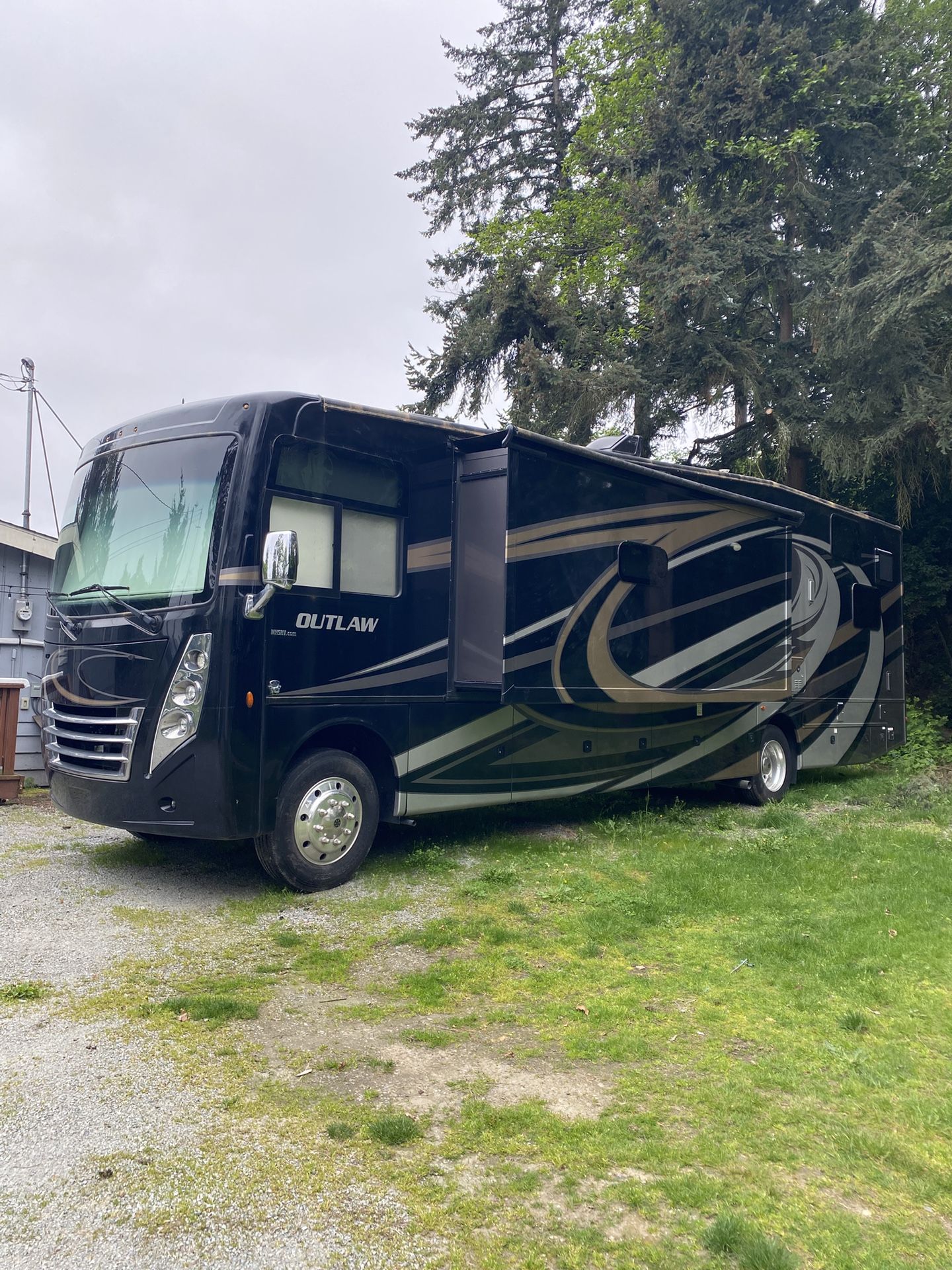 2019 Thor Outlaw 37GP