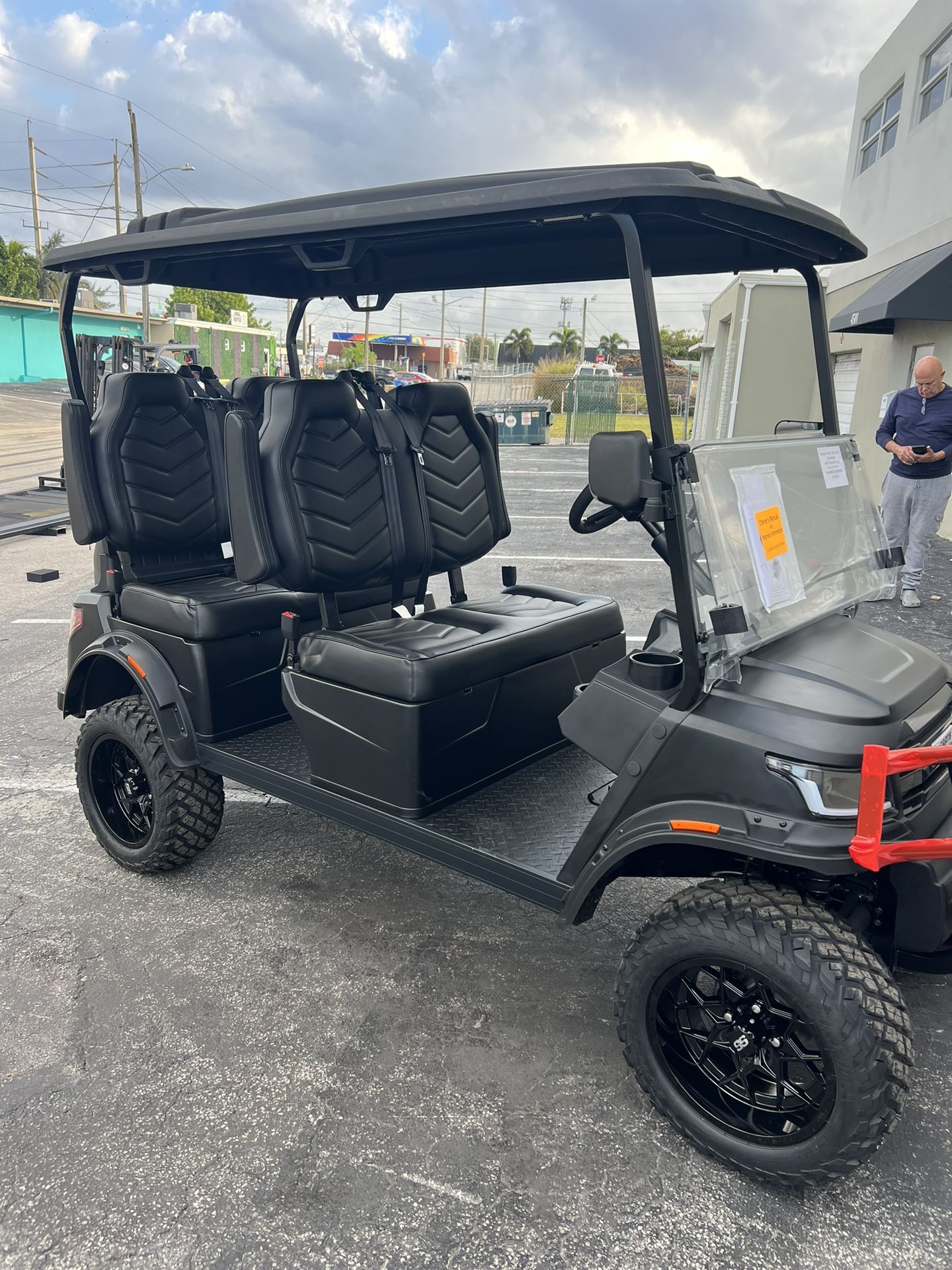 American Made 6 Seater Golf Carts 🇺🇸