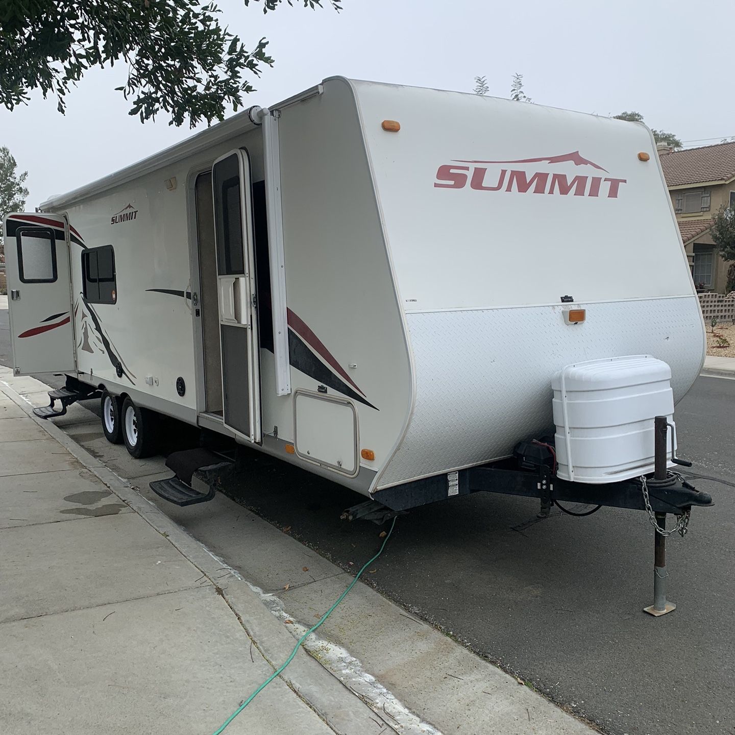 25 Foot Trailer 