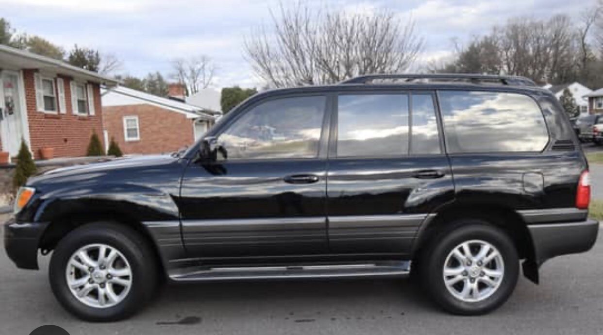 2003 Lexus LX 470