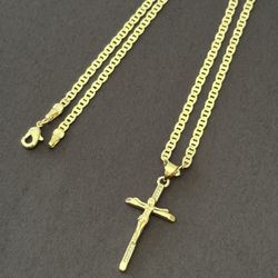 Small Jesus on Cross with 22 inch Mariner chain