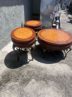 Set of tables