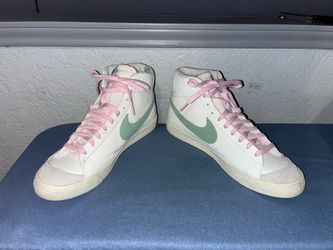 Nike Blazer Mid '77 Premium "Certified Fresh,"