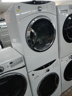 GE stackable front load washer and dryer set - Free delivery