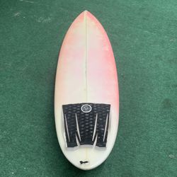 5'8" FOSTER'S SURFBOARD SHORT BOARD 
