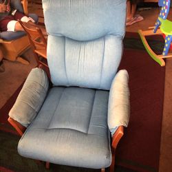 Rocking Chair 