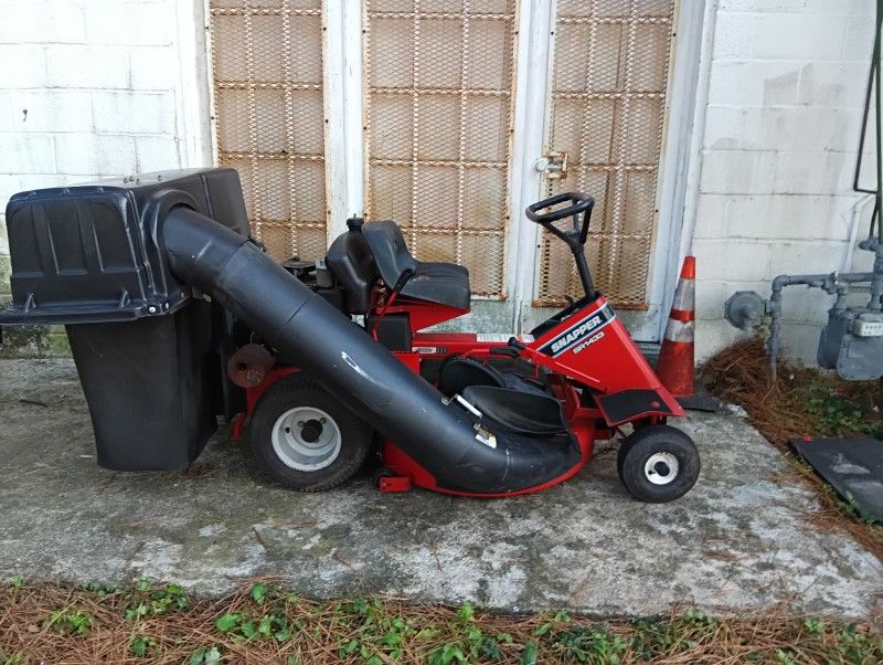 Snapper 33inch Cut Lawnmower
