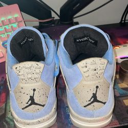 Nike Air Jordan 4 Retro University Blue