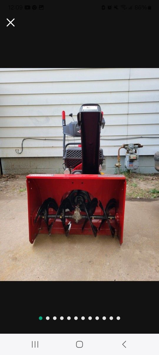CRAFTSMAN 26" SNOWBLOWER WITH ELECTRIC START