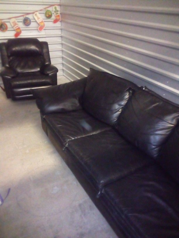 Black Leather Couch And Recliner Rocker Furniture House Home Improvement Furnishings Staging