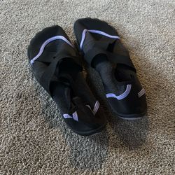 Athletic Works Women's Five Toe Water Shoes