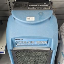 Drieaz Drizair 1200 Professional Dehumidifier. ASK FOR RYAN. #4(contact info removed)057-04 