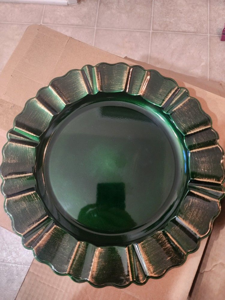 Emerald Green And Gold Charger Plates