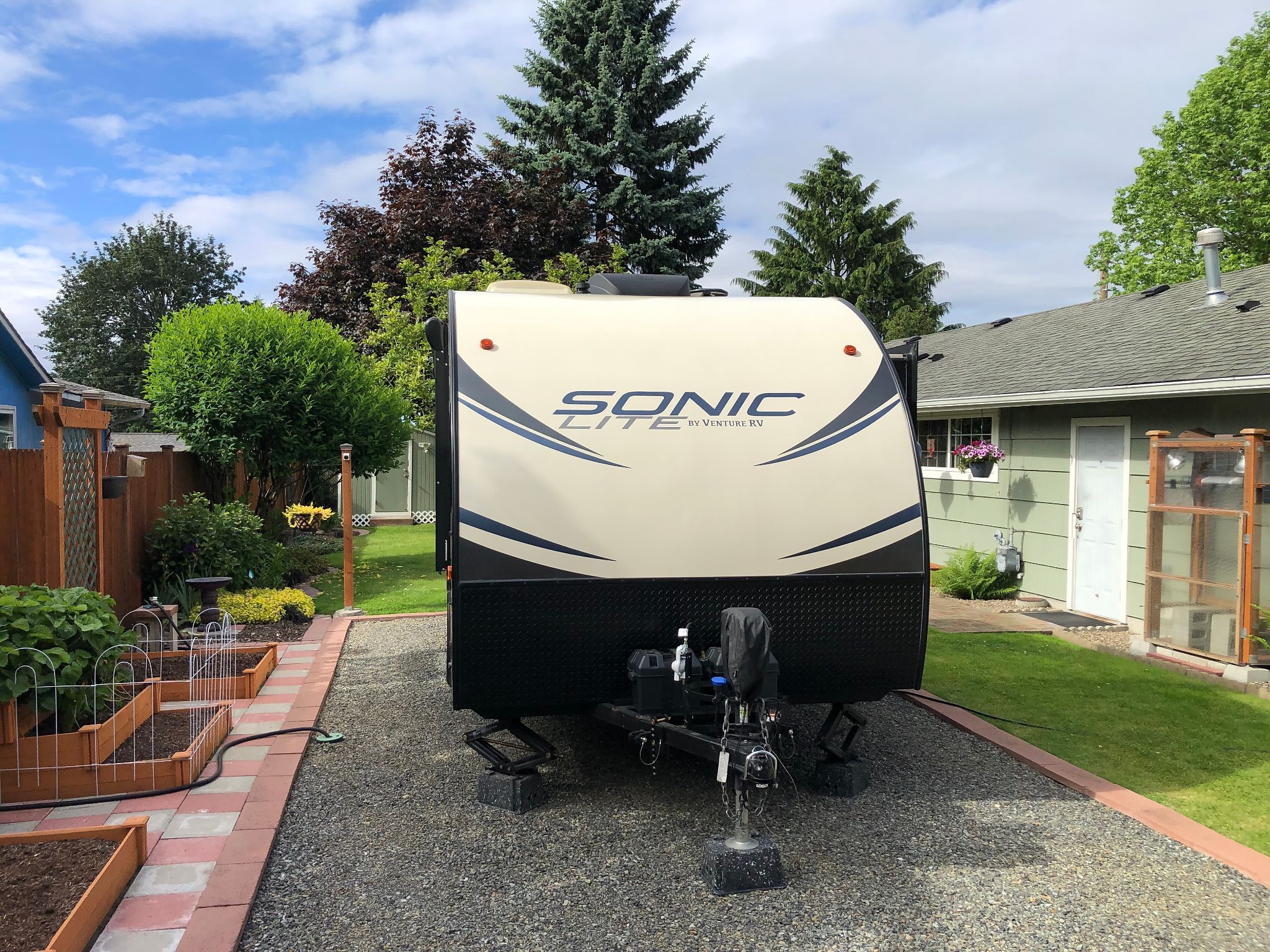 2018 Sonic Lite SL167VMS