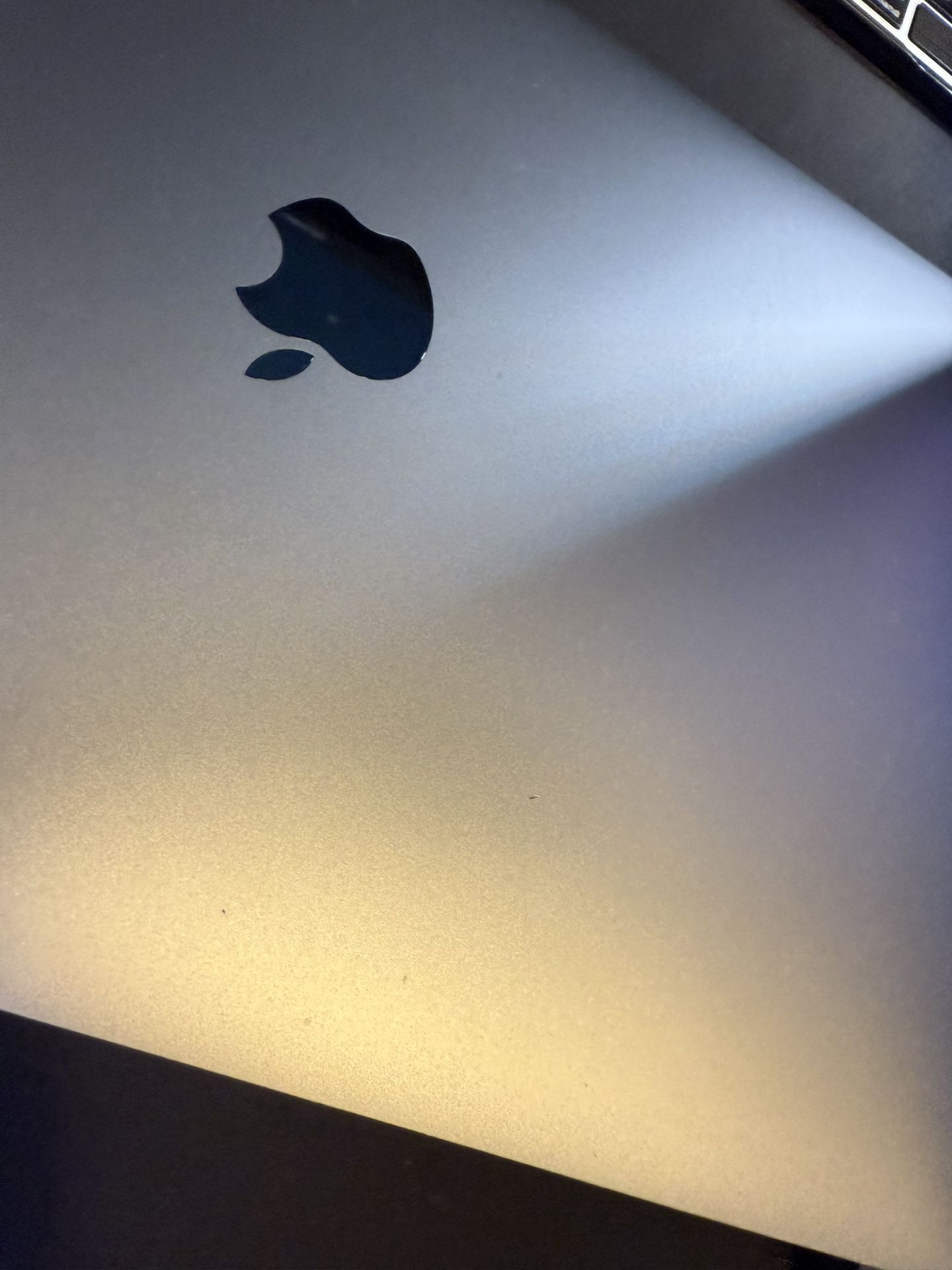 Apple MacBook Pro 13 M2 8RAM 256GB